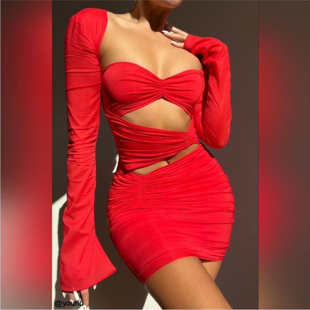 HOUSE OF CB 'Camille' Scarlet‎ Real Silk Cutout Mini Dress NWOT size M